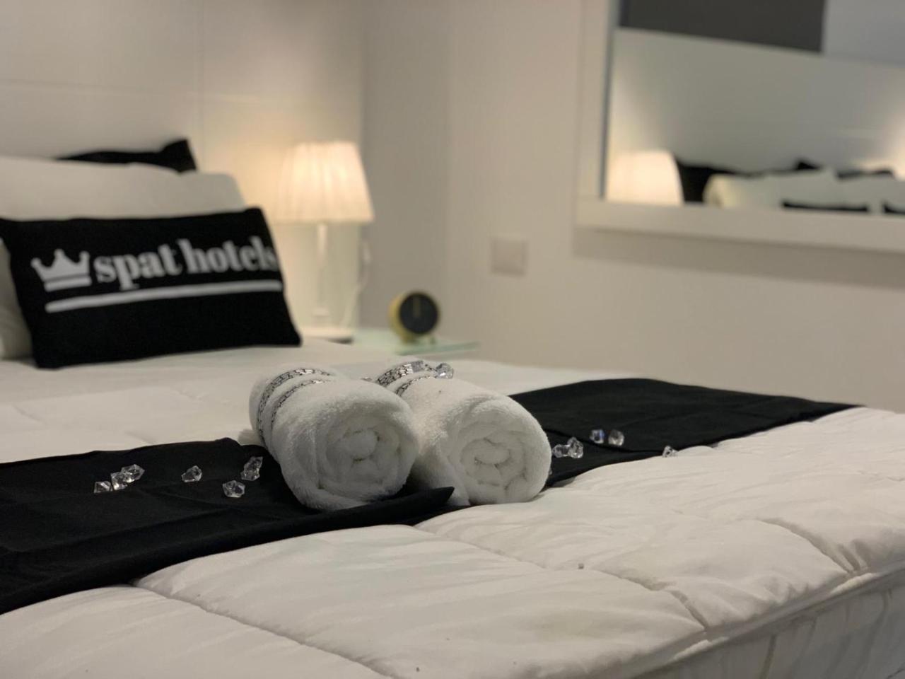 Spat Apartments 巴特亚姆 外观 照片
